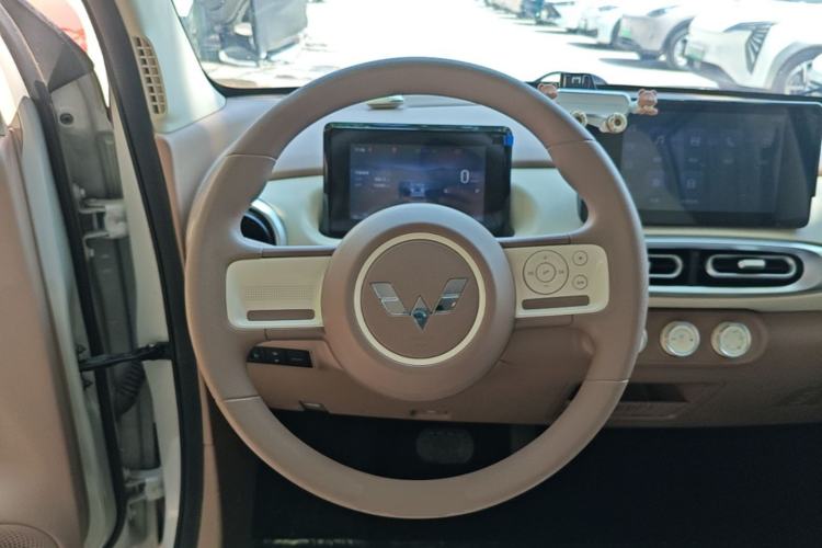 Used Wuling Hongguang MINIEV 2025 Four-Door Version Zhenxiang+ Edition Steering Wheel