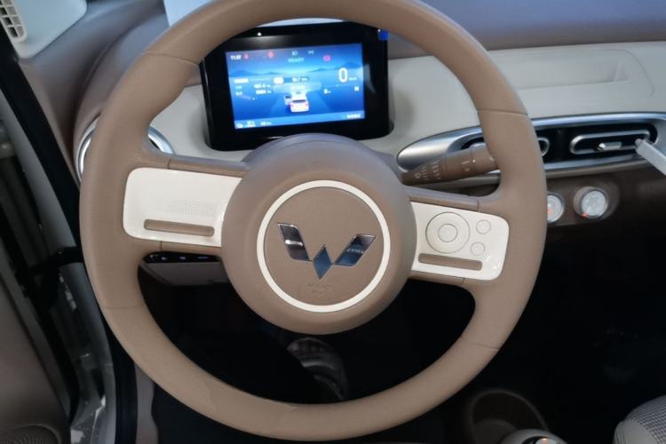 Used Wuling Hongguang MINIEV 2025 Four-Door Version Advanced Edition Steering Wheel