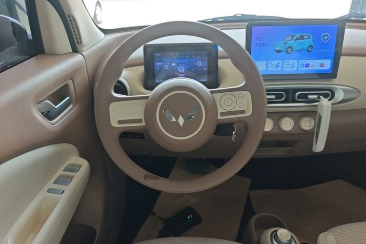 Used Wuling Hongguang MINIEV 2025 Four-Door Version Advanced Edition Steering Wheel