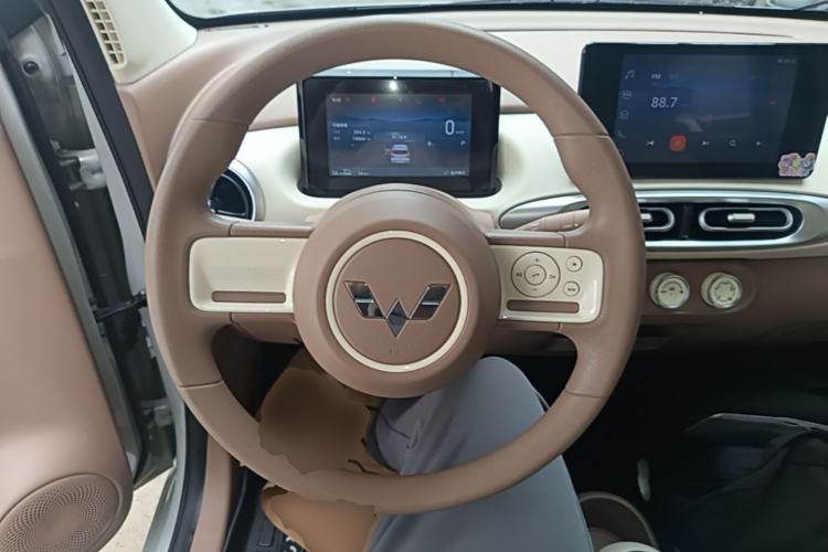 Used Wuling Hongguang MINIEV 2025 Four-Door Version Zhenxiang+ Edition Steering Wheel