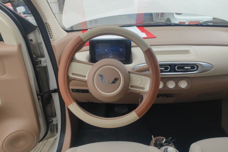 Used Wuling Hongguang MINIEV 2025 Four-Door Version Advanced Edition Steering Wheel
