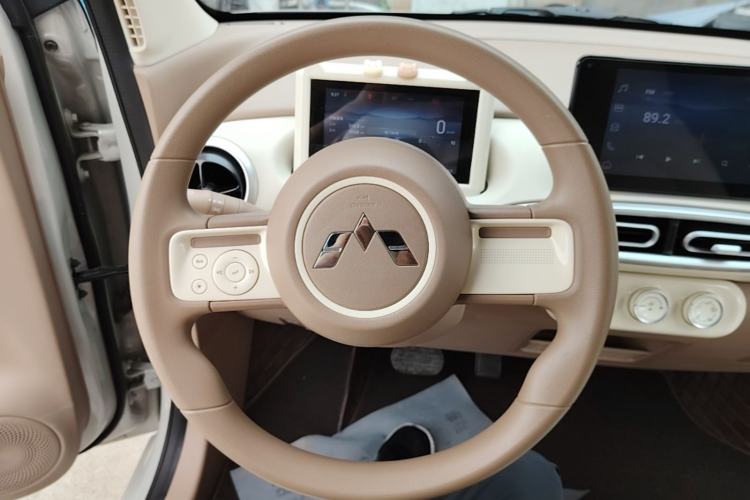 Used Wuling Hongguang MINIEV 2025 Four-Door Version Zhenxiang+ Edition Steering Wheel