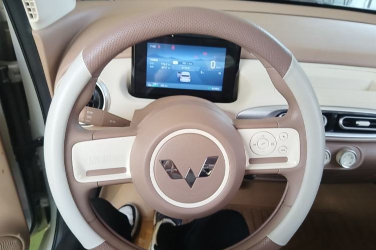 Used Wuling Hongguang MINIEV 2025 Four-Door Version Advanced Edition Steering Wheel