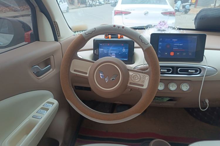 Used Wuling Hongguang MINIEV 2025 Four-Door Version Zhenxiang+ Edition Steering Wheel