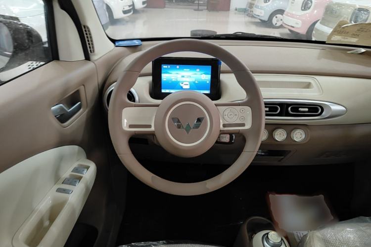 Used Wuling Hongguang MINIEV 2025 Four-Door Version Advanced Edition Steering Wheel
