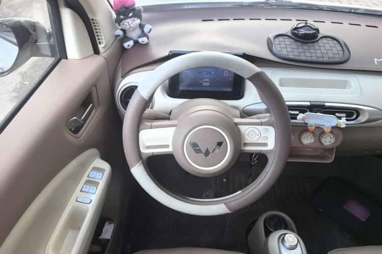 Used Wuling Hongguang MINIEV 2025 Four-Door Version Advanced Edition Steering Wheel