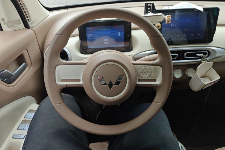Used Wuling Hongguang MINIEV 2025 Four-Door Version Zhenxiang+ Edition Steering Wheel