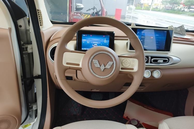 Used Wuling Hongguang MINIEV 2025 Four-Door Version Zhenxiang+ Edition Steering Wheel