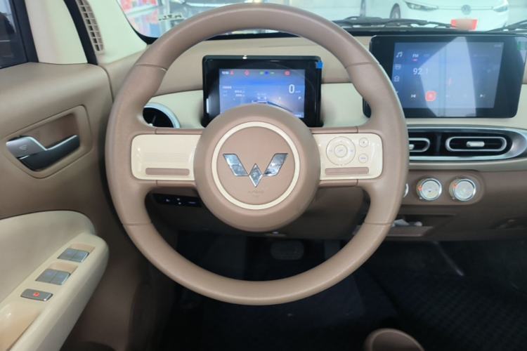 Used Wuling Hongguang MINIEV 2025 Four-Door Version Zhenxiang+ Edition Steering Wheel