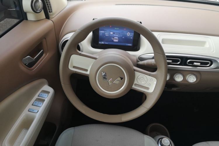 Used Wuling Hongguang MINIEV 2025 Four-Door Version Advanced Edition Steering Wheel