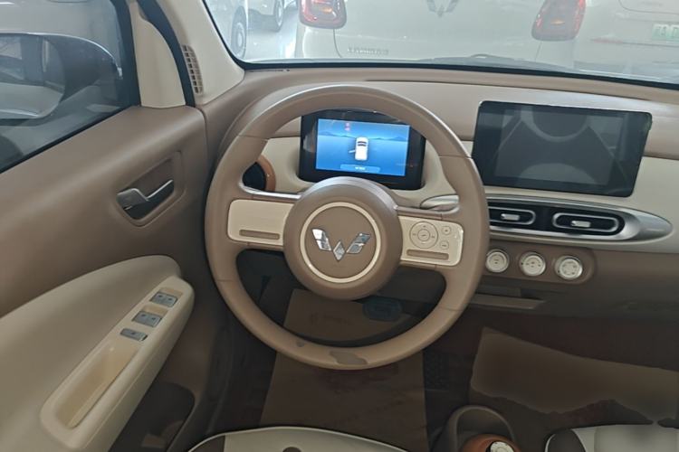 Used Wuling Hongguang MINIEV 2025 Four-Door Version Zhenxiang+ Edition Steering Wheel