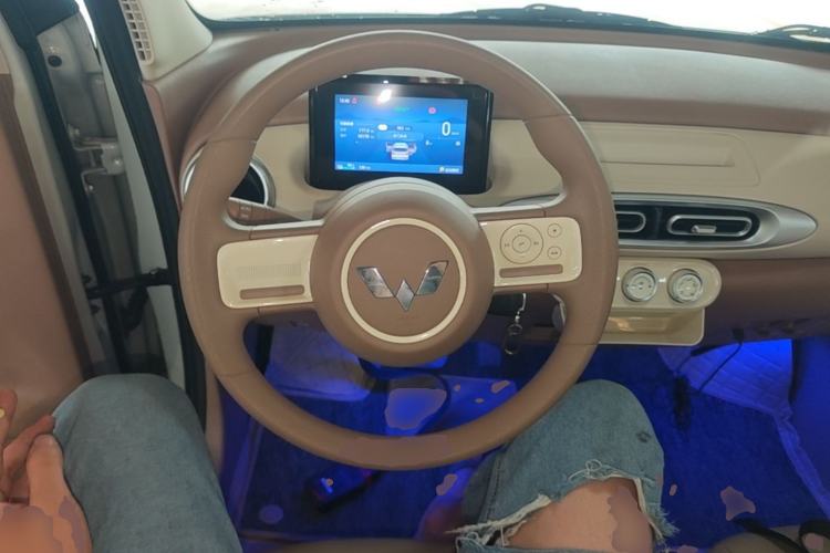 Used Wuling Hongguang MINIEV 2025 Four-Door Version Advanced Edition Steering Wheel