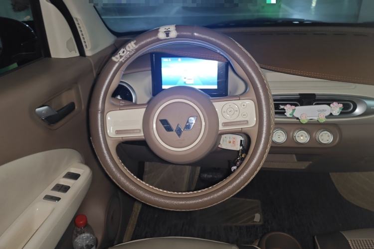 Used Wuling Hongguang MINIEV 2025 Four-Door Version Advanced Edition Steering Wheel