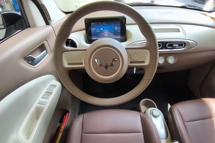 Used Wuling Hongguang MINIEV 2025 Four-Door Version Advanced Edition Steering Wheel
