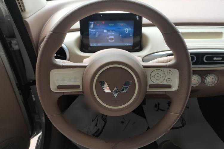 Used Wuling Hongguang MINIEV 2025 Four-Door Version Advanced Edition Steering Wheel