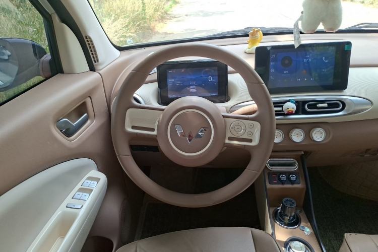 Used Wuling Hongguang MINIEV 2025 Four-Door Version Zhenxiang+ Edition Steering Wheel