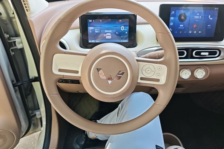 Used Wuling Hongguang MINIEV 2025 Four-Door Version Zhenxiang+ Edition Steering Wheel