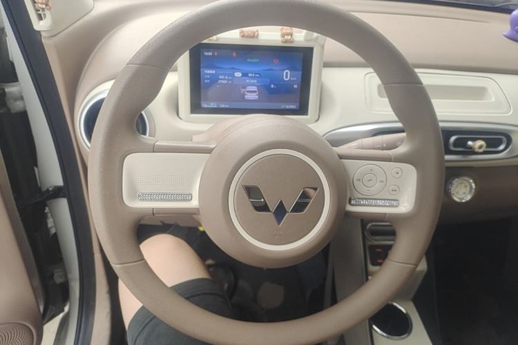 Used Wuling Hongguang MINIEV 2025 Four-Door Version Advanced Edition Steering Wheel