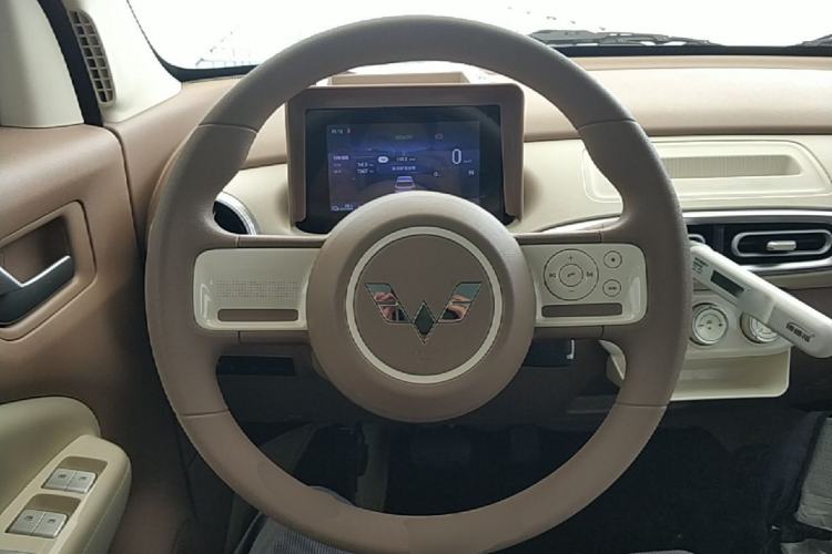 Used Wuling Hongguang MINIEV 2025 Four-Door Version Advanced Edition Steering Wheel