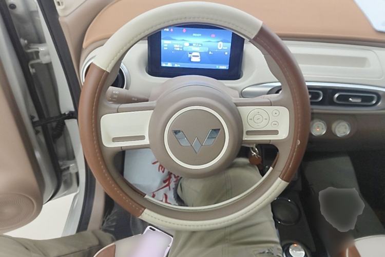 Used Wuling Hongguang MINIEV 2025 Four-Door Version Advanced Edition Steering Wheel