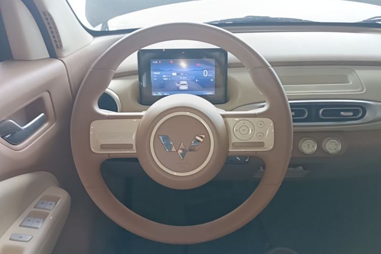 Used Wuling Hongguang MINIEV 2025 Four-Door Version Advanced Edition Steering Wheel