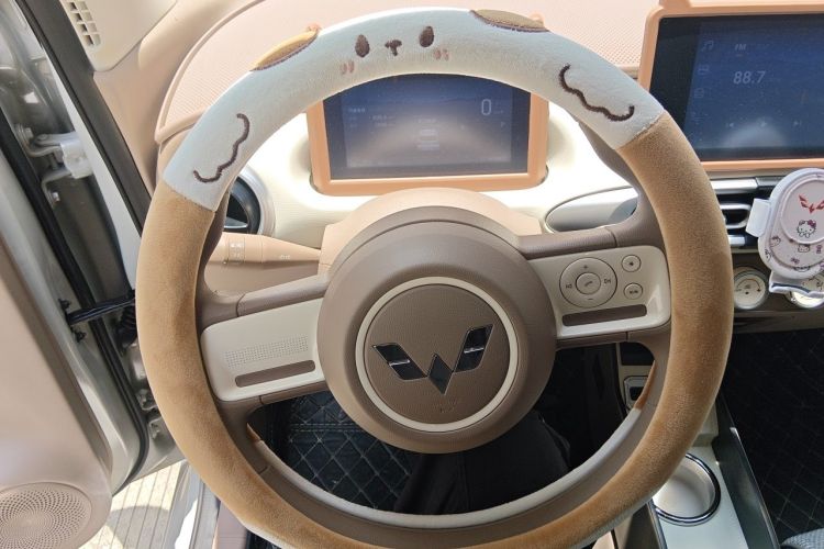 Used Wuling Hongguang MINIEV 2025 Four-Door Version Zhenxiang+ Edition Steering Wheel