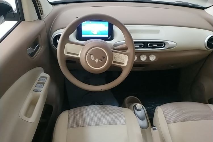 Used Wuling Hongguang MINIEV 2025 Four-Door Version Advanced Edition Steering Wheel