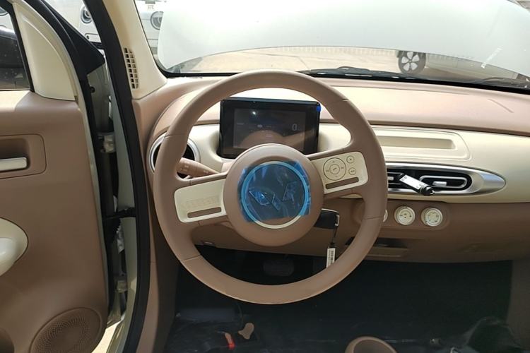 Used Wuling Hongguang MINIEV 2025 Four-Door Version Advanced Edition Steering Wheel
