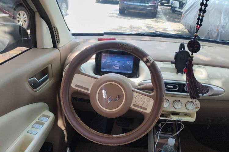 Used Wuling Hongguang MINIEV 2025 Four-Door Version Advanced Edition Steering Wheel