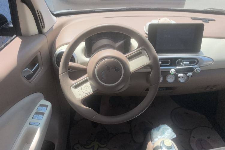 Used Wuling Hongguang MINIEV 2025 Four-Door Version Zhenxiang+ Edition Steering Wheel