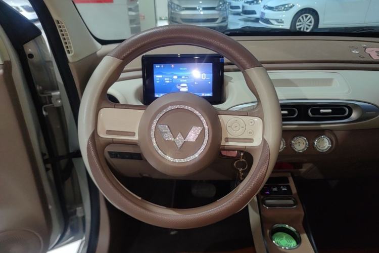 Used Wuling Hongguang MINIEV 2025 Four-Door Version Advanced Edition Steering Wheel