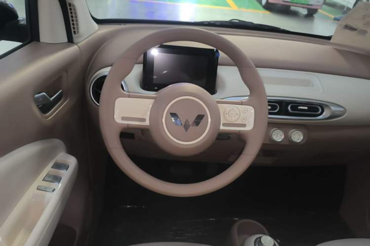 Used Wuling Hongguang MINIEV 2025 Four-Door Version Advanced Edition Steering Wheel