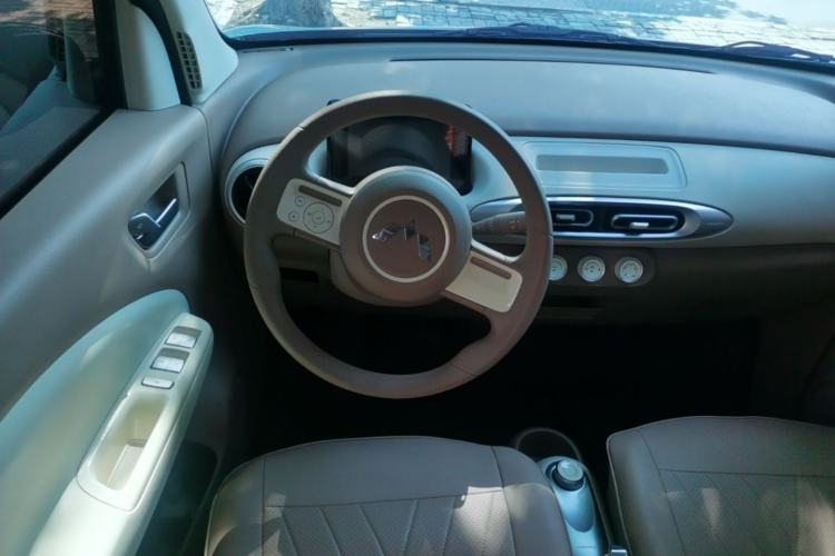 Used Wuling Hongguang MINIEV 2025 Four-Door Version Advanced Edition Steering Wheel