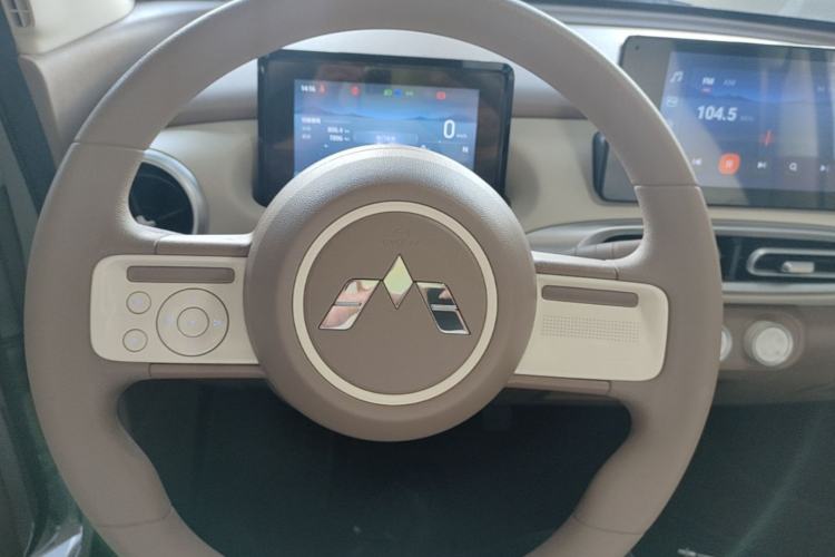 Used Wuling Hongguang MINIEV 2025 Four-Door Version Zhenxiang+ Edition Steering Wheel