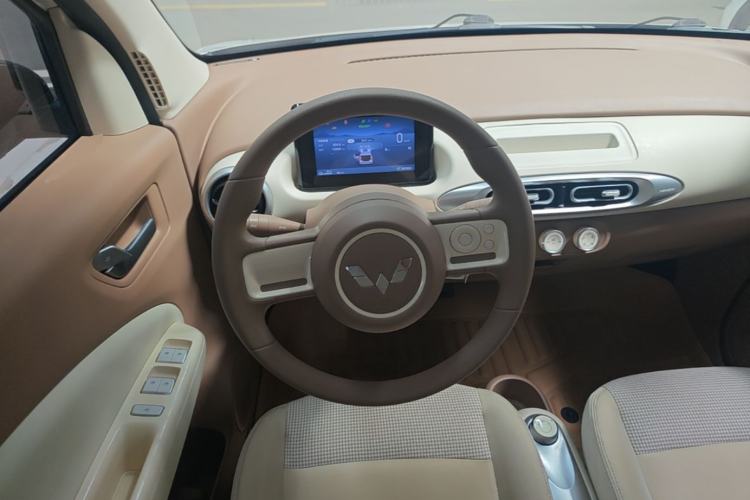 Used Wuling Hongguang MINIEV 2025 Four-Door Version Advanced Edition Steering Wheel