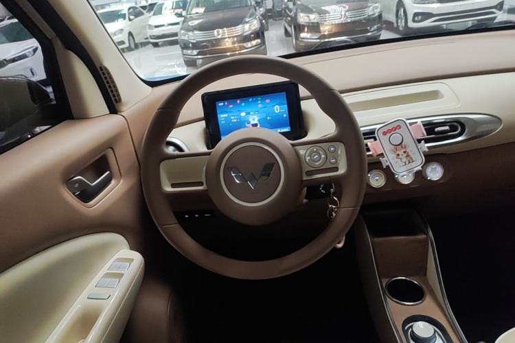 Used Wuling Hongguang MINIEV 2025 Four-Door Version Advanced Edition Steering Wheel