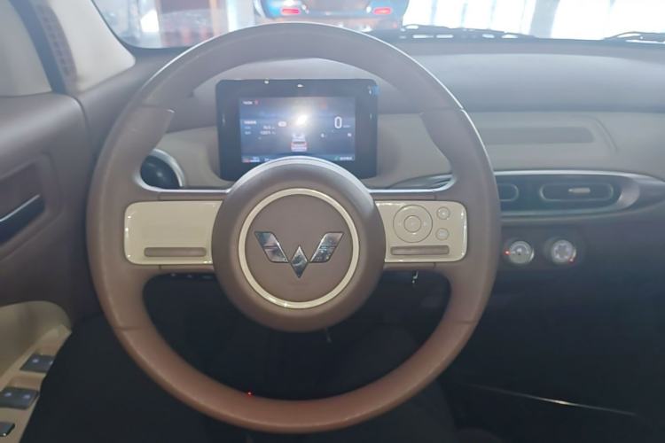Used Wuling Hongguang MINIEV 2025 Four-Door Version Premium Edition Steering Wheel
