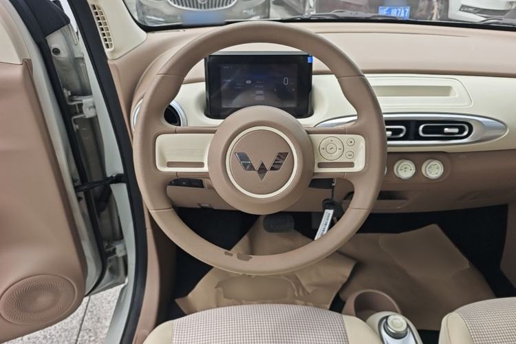 Used Wuling Hongguang MINIEV 2025 Four-Door Version Advanced Edition Steering Wheel