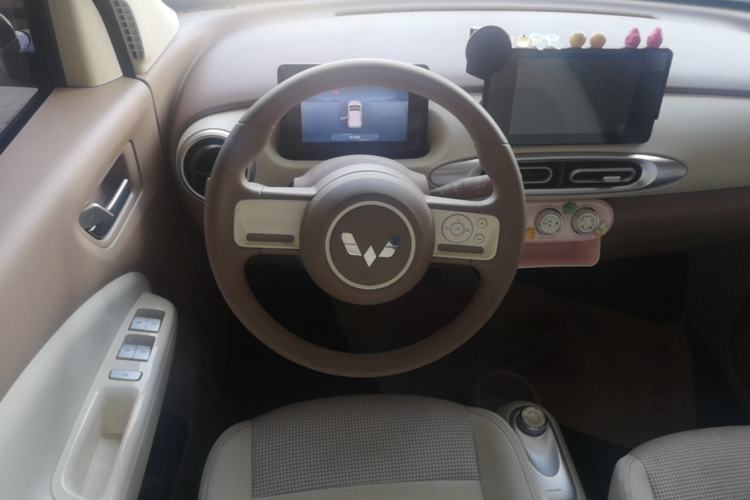 Used Wuling Hongguang MINIEV 2025 Four-Door Version Zhenxiang+ Edition Steering Wheel