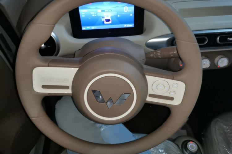 Used Wuling Hongguang MINIEV 2025 Four-Door Version Advanced Edition Steering Wheel