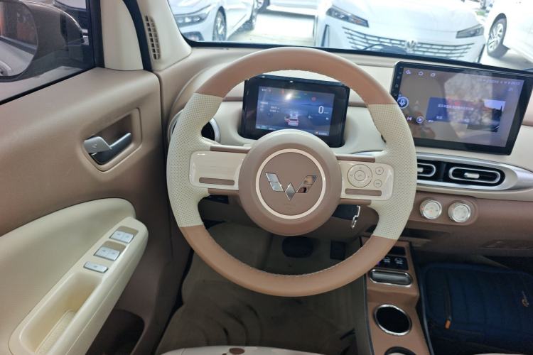 Used Wuling Hongguang MINIEV 2025 Four-Door Version Advanced Edition Steering Wheel