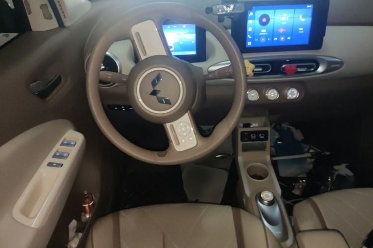 Used Wuling Hongguang MINIEV 2025 Four-Door Version Zhenxiang+ Edition Steering Wheel