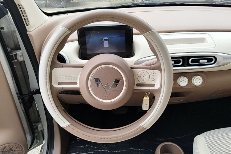 Used Wuling Hongguang MINIEV 2025 Four-Door Version Premium Edition Steering Wheel