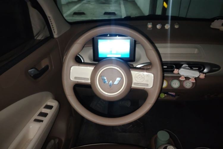 Used Wuling Hongguang MINIEV 2025 Four-Door Version Advanced Edition Steering Wheel