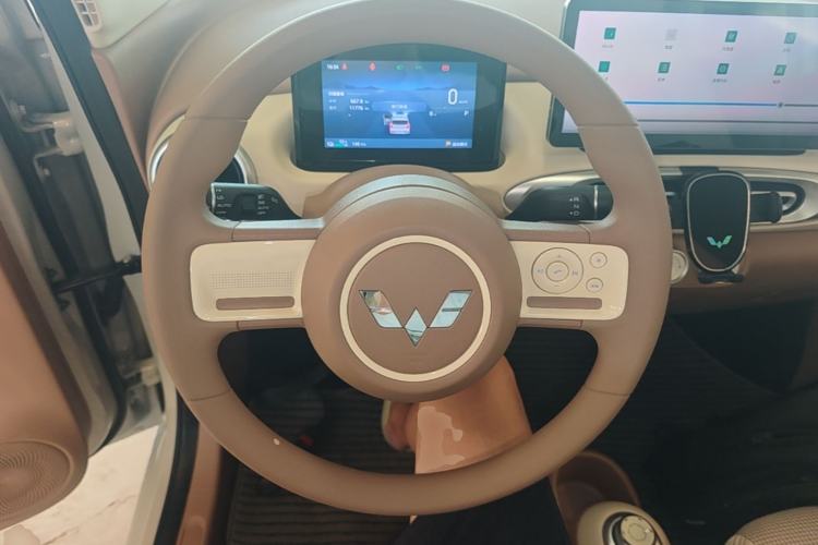 Used Wuling Hongguang MINIEV 2025 Four-Door Version Zhenxiang+ Edition Steering Wheel