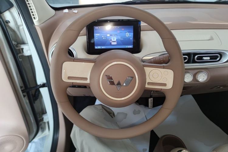 Used Wuling Hongguang MINIEV 2025 Four-Door Version Advanced Edition Steering Wheel