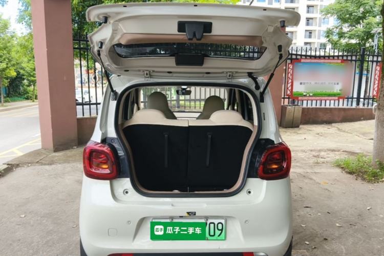 Used Wuling Hongguang MINIEV 2025 Four-Door Version Advanced Edition Trunk