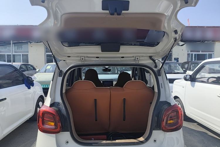 Used Wuling Hongguang MINIEV 2025 Four-Door Version Zhenxiang+ Edition Trunk