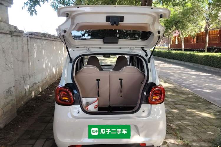 Used Wuling Hongguang MINIEV 2025 Four-Door Version Advanced Edition Trunk