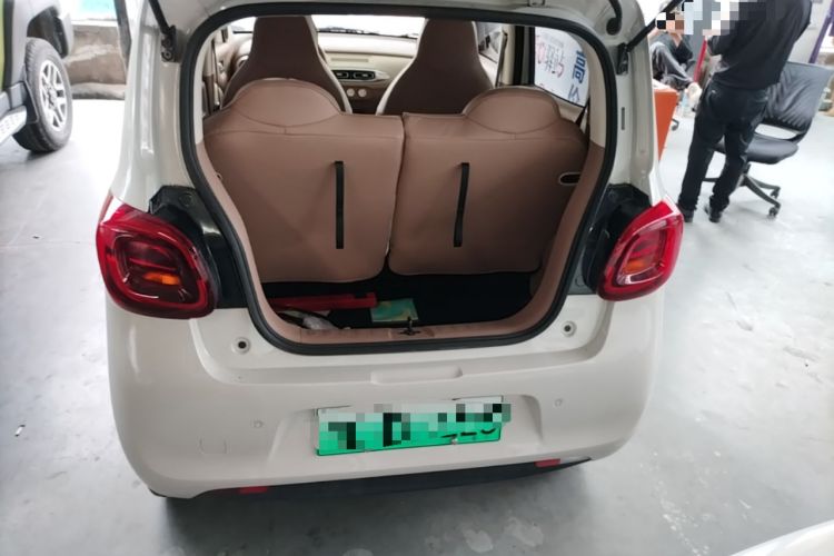 Used Wuling Hongguang MINIEV 2025 Four-Door Version Premium Edition Trunk